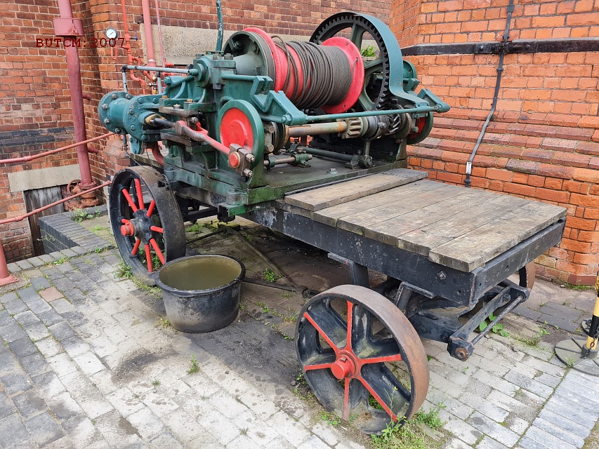 Picture of steam winch