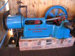 Bennis Westminster experimental engine