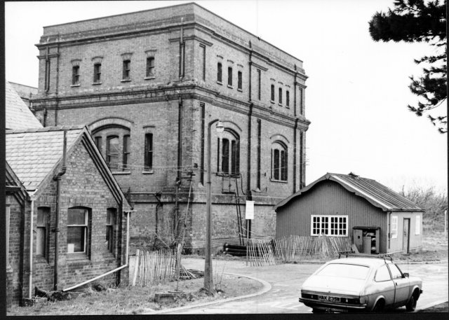 Picture of CD, E, office block from the archive